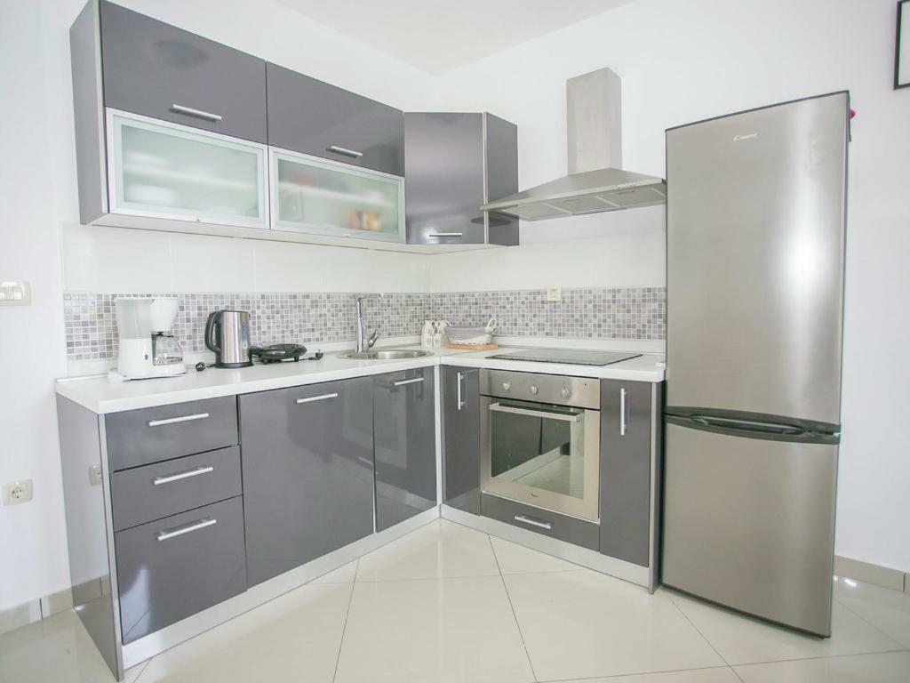 Sesar Apartments Krk - No. 3 Cvita Krk Town Eksteriør bilde